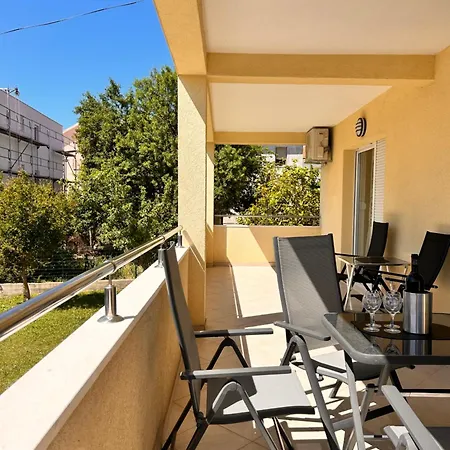 Appartement Vali 1