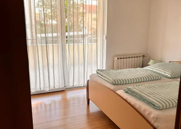 Vali 1 Apartament *