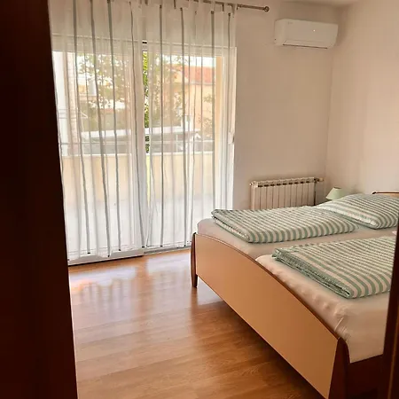 Vali 1 Apartment *
